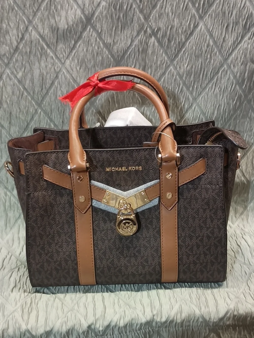 Michael Kors Brown and Tan Leather Tote, Gold Hardware. Nouveau Hamilton Size NS